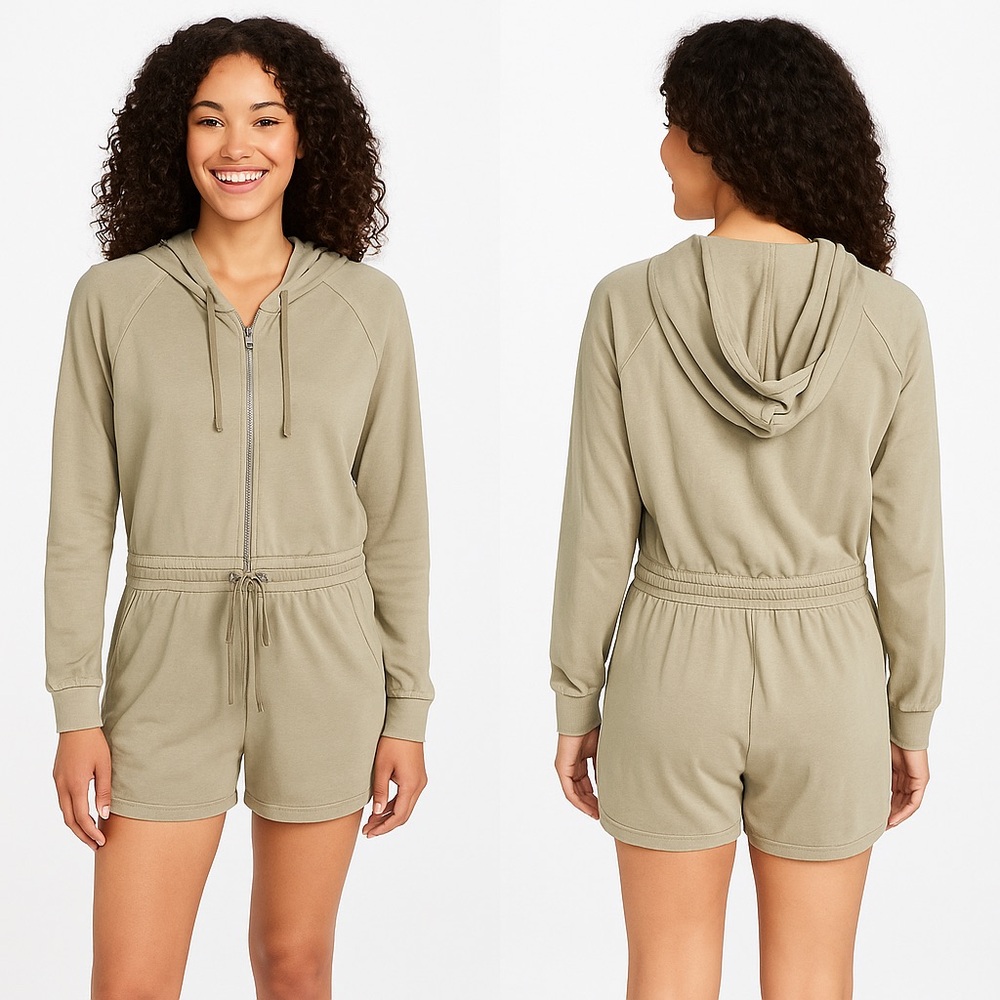 L Space Stay Cool Romper Hoodie w/drawstring waist and cuff shorts. Size S L4